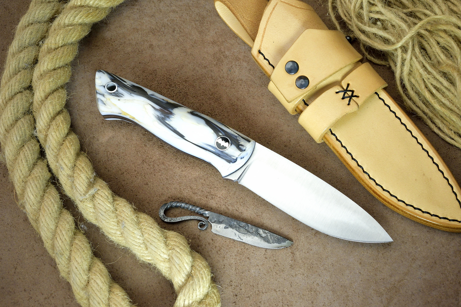 BeaverKnife 'Pointer Magnum' Custom #8233