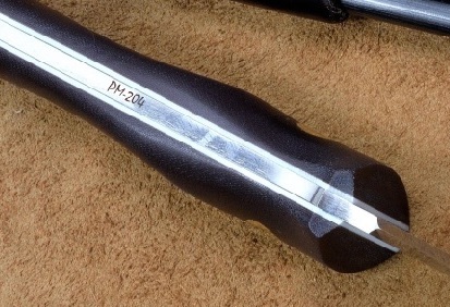 Дополнительная опция - изготовить нож из порошковой нержавеющей стали PM-204